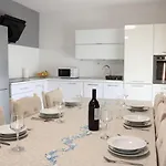 Mateo * Σπλιτ