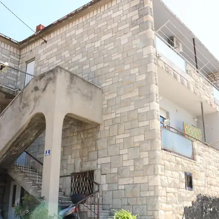 Mateo Appartement *